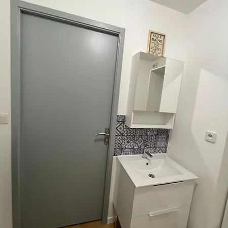 Appartement Equipe, Fonctionnel Avec Parking Privatif La Rochelle (Charente-Maritime)